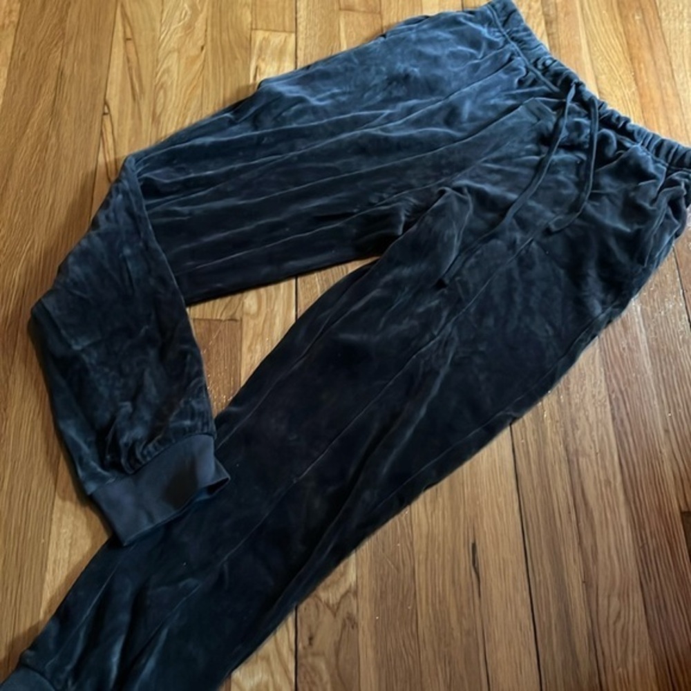 Washed black / grey Fear Of God Essentials size M velour sweatpants like new.